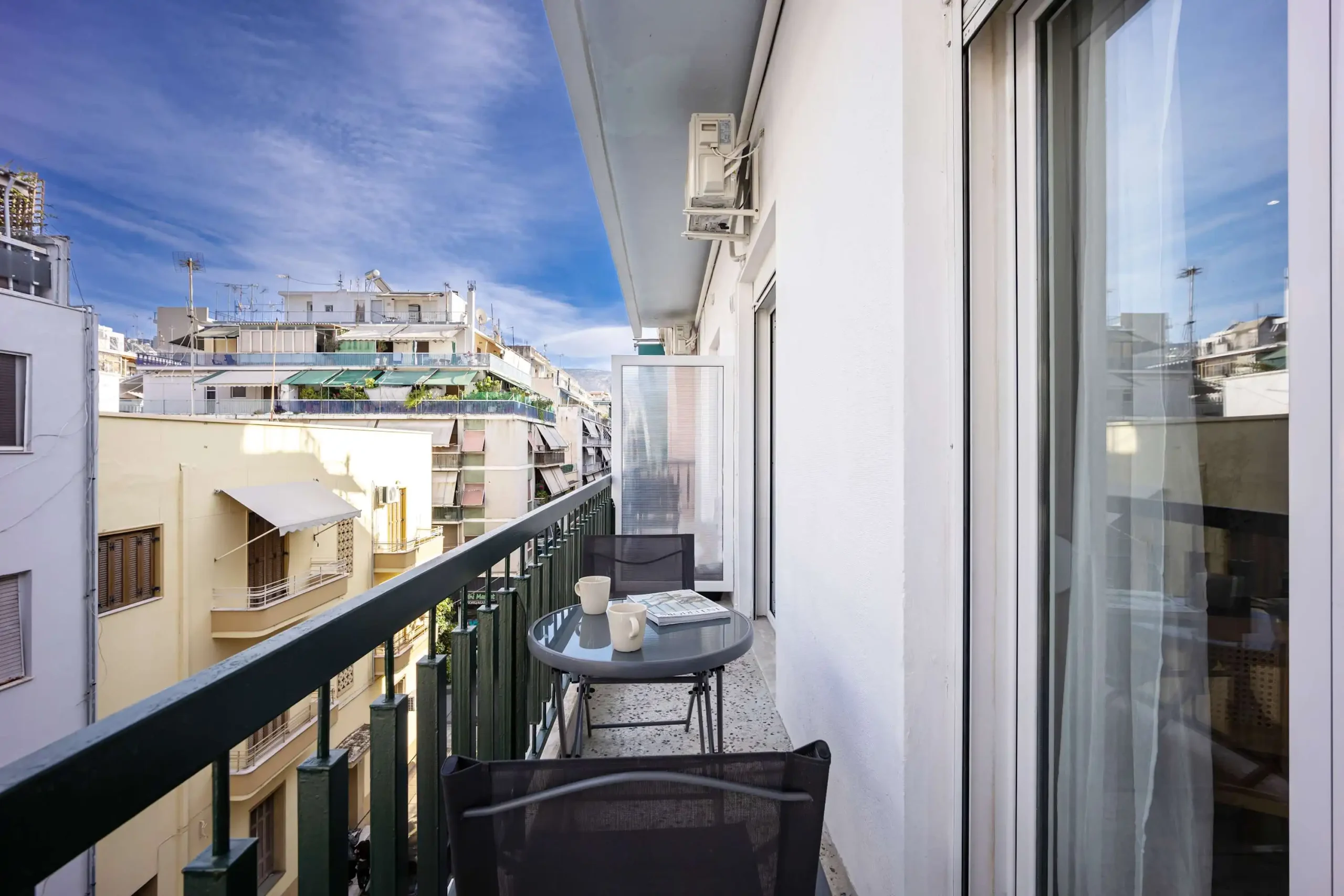 Spacious 1-Bedroom Apartment in Pangrati with Balcony