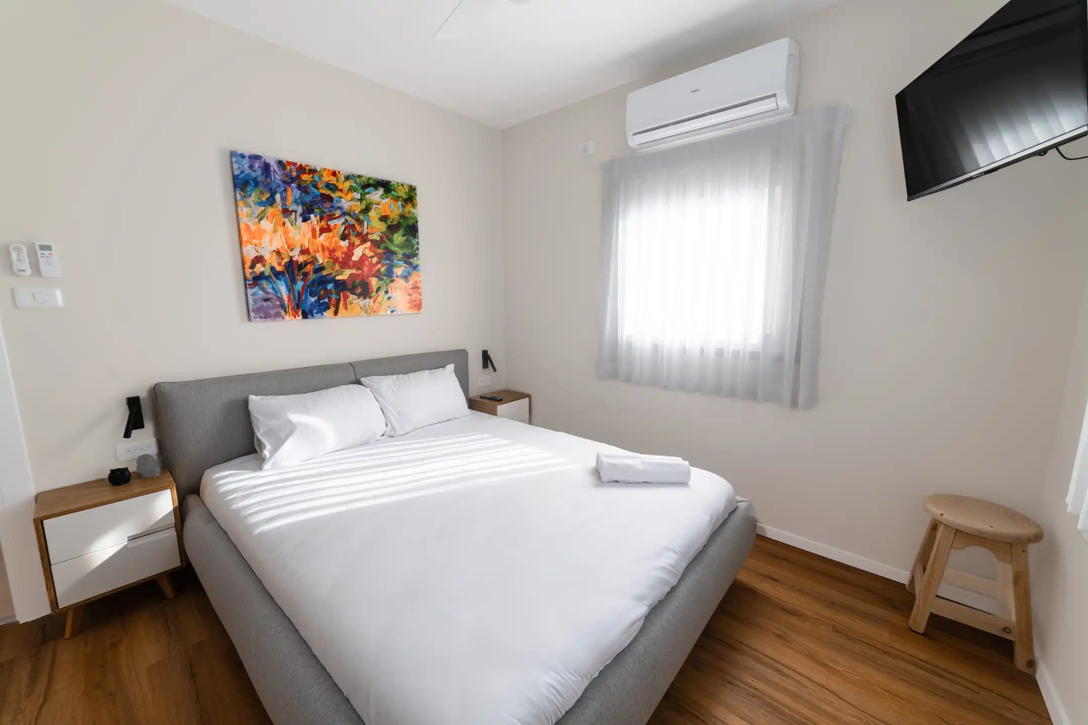 Seafront 3BR with Stunning Sea View & Mamak in Bat Yam