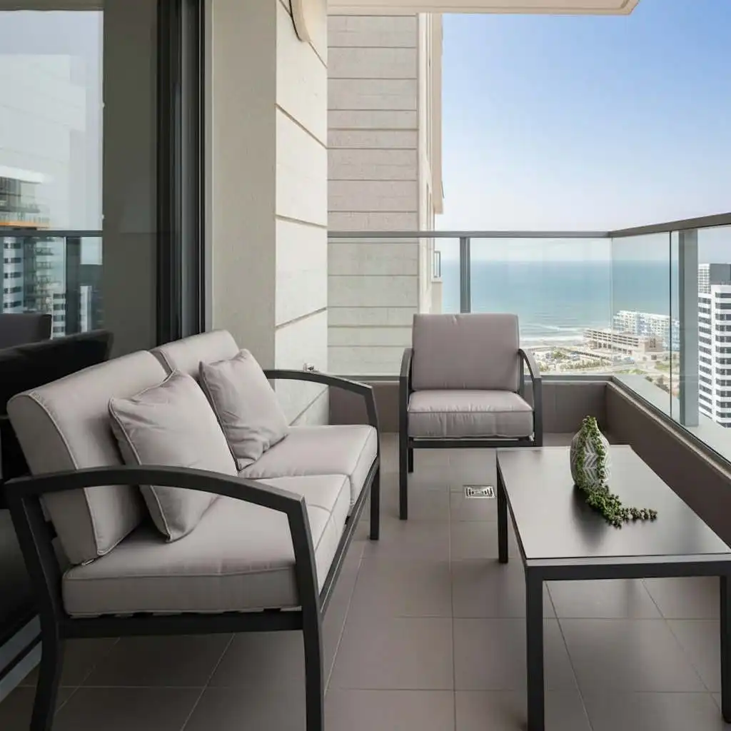 Fresh 3BR in a Sea-View Tower with Mamad on the 32nd Floor in Bat Yam