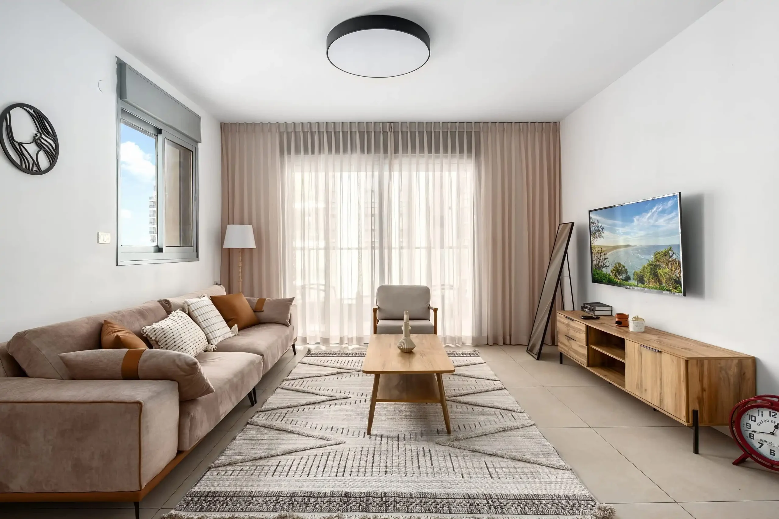 Fresh 3BR in a Sea-View Tower with Mamad on the 32nd Floor in Bat Yam