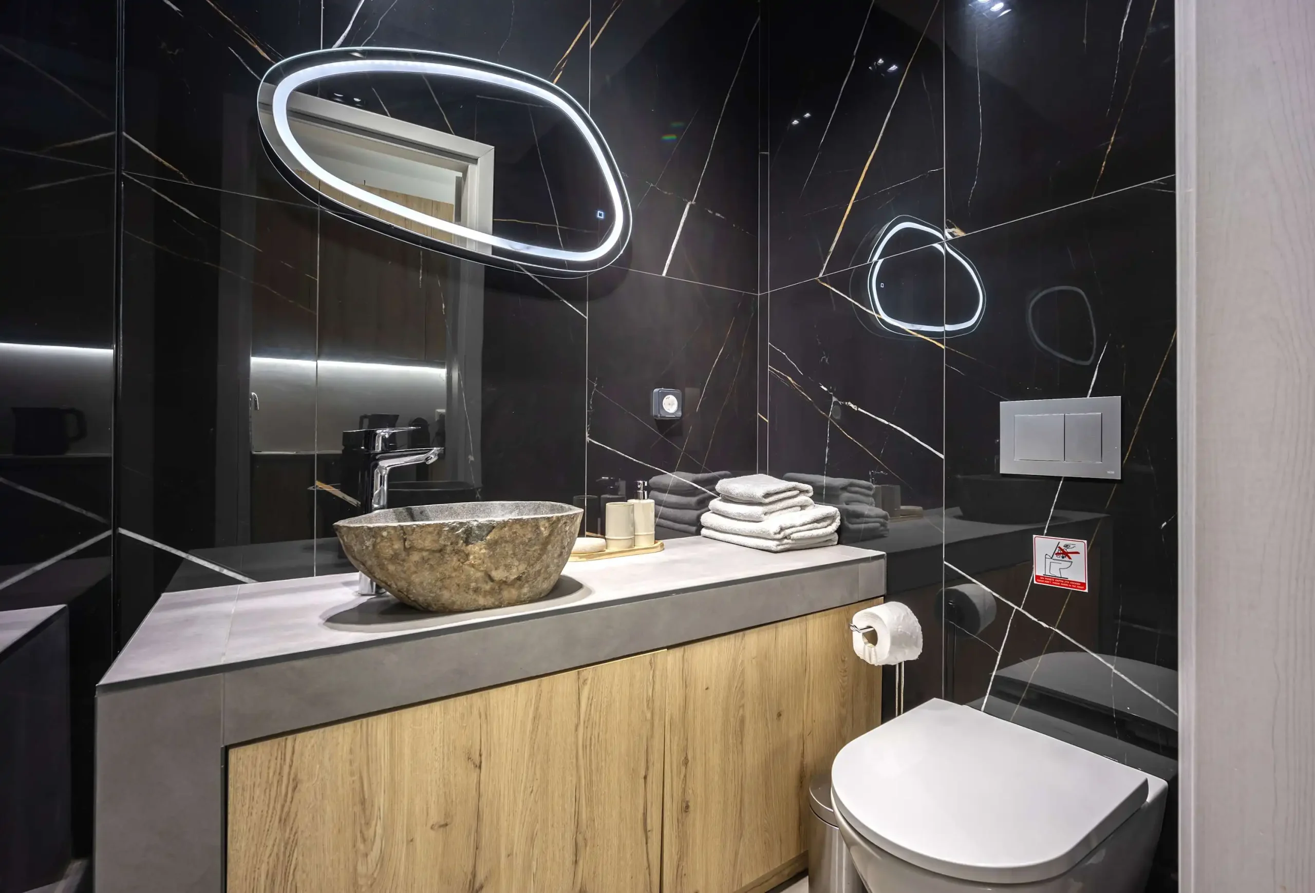 Warm and Modern Studio near Syntagma Square