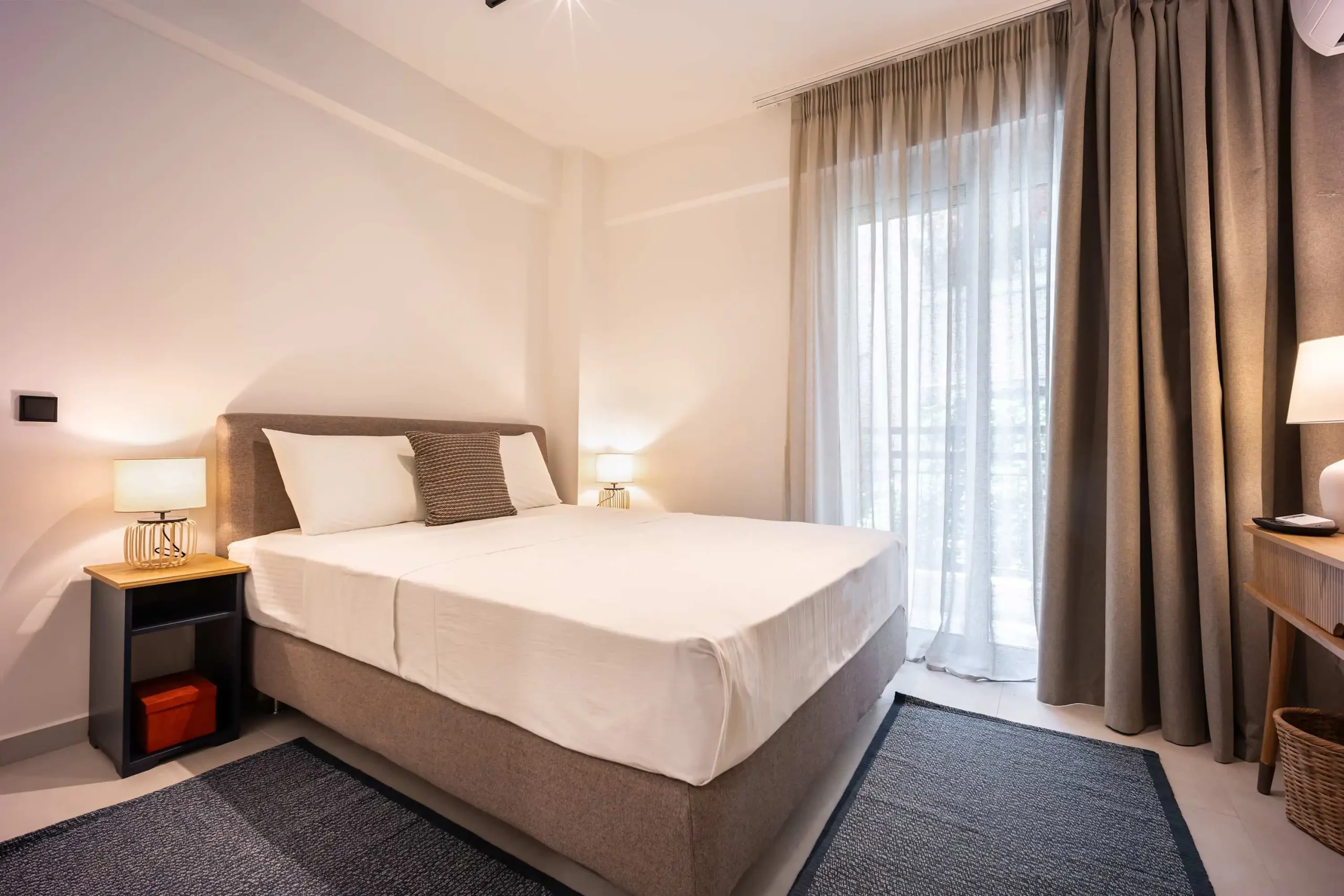 Modern 2-Bedroom Apartment in Pangrati with Private Balcony