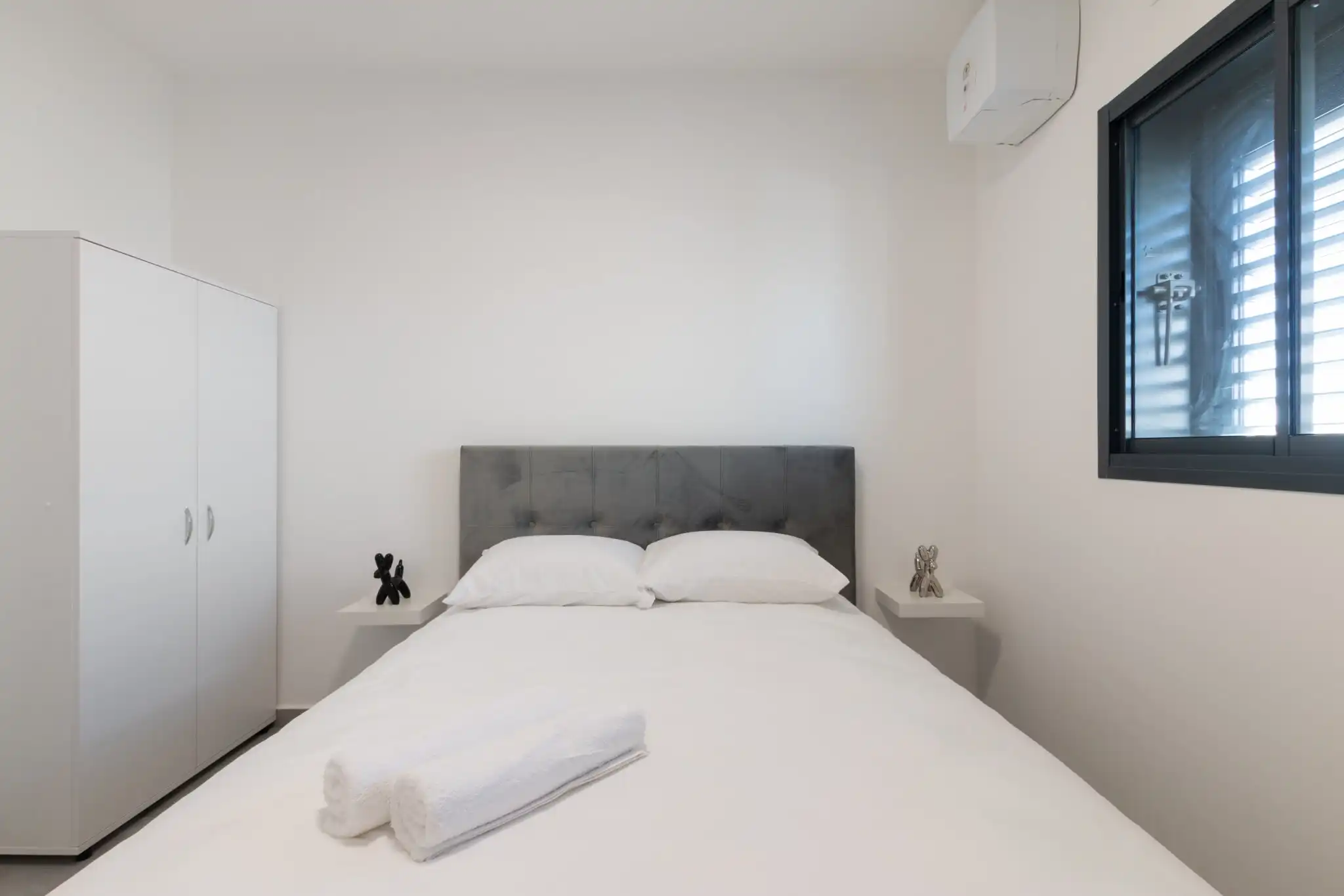 Luxury 3-Bedroom Apartment in a New Or Yehuda Tower with Parking and Mamad